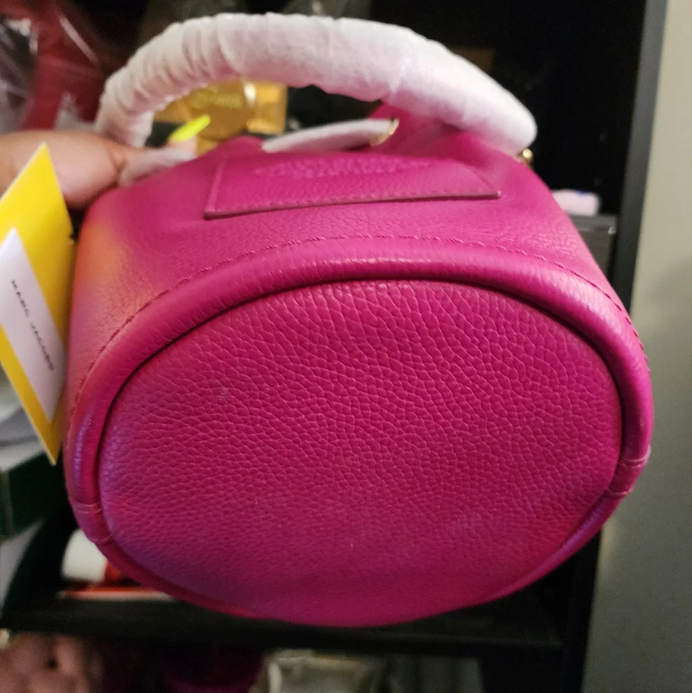 Marc Jacobs Pink Bucket Shoulder Bag - Picture 3 of 3